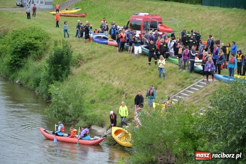 Zdjęcie w galerii na portalu naszraciborz.pl: Sezon wodniacki na Odrze oficjalnie rozpoczęty  wiadomości z regionu