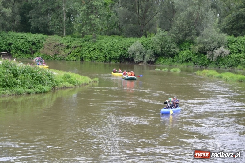 Zdjęcie w galerii na portalu naszraciborz.pl: Sezon wodniacki na Odrze oficjalnie rozpoczęty  wiadomości z regionu