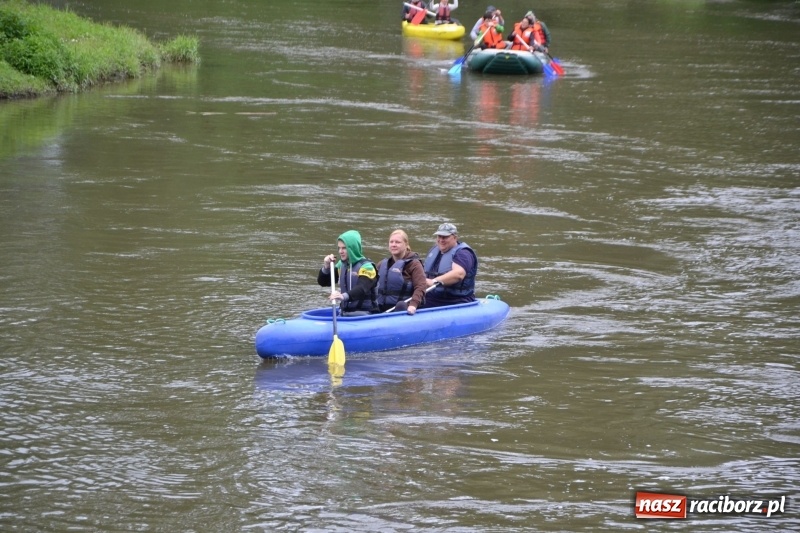Zdjęcie w galerii na portalu naszraciborz.pl: Sezon wodniacki na Odrze oficjalnie rozpoczęty  wiadomości z regionu