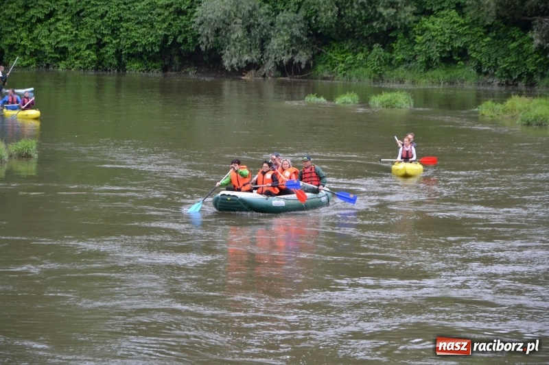 Zdjęcie w galerii na portalu naszraciborz.pl: Sezon wodniacki na Odrze oficjalnie rozpoczęty  wiadomości z regionu