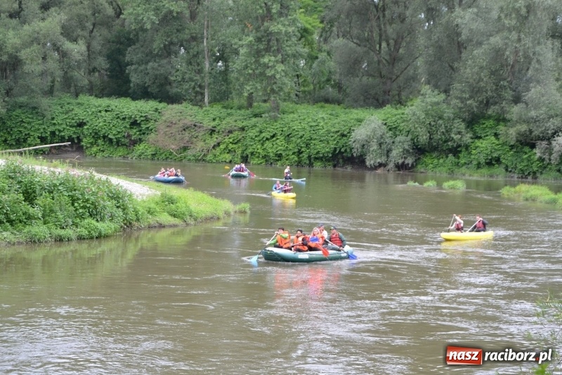 Zdjęcie w galerii na portalu naszraciborz.pl: Sezon wodniacki na Odrze oficjalnie rozpoczęty  wiadomości z regionu