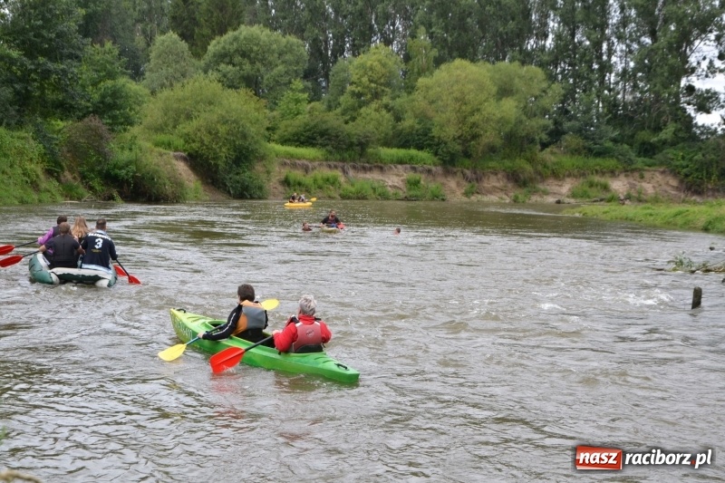 Zdjęcie w galerii na portalu naszraciborz.pl: Sezon wodniacki na Odrze oficjalnie rozpoczęty  wiadomości z regionu