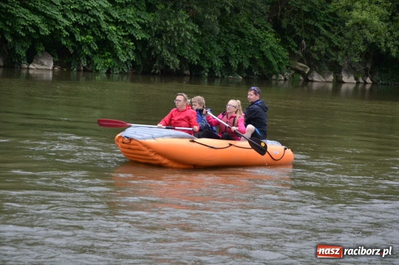 Zdjęcie w galerii na portalu naszraciborz.pl: Sezon wodniacki na Odrze oficjalnie rozpoczęty  wiadomości z regionu