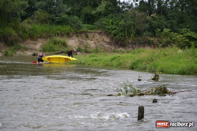 Zdjęcie w galerii na portalu naszraciborz.pl: Sezon wodniacki na Odrze oficjalnie rozpoczęty  wiadomości z regionu