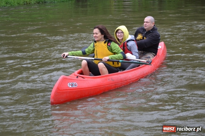 Zdjęcie w galerii na portalu naszraciborz.pl: Sezon wodniacki na Odrze oficjalnie rozpoczęty  wiadomości z regionu