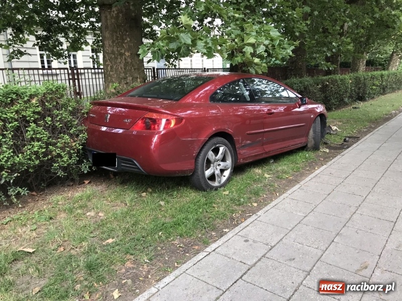Zdjęcie w galerii na portalu naszraciborz.pl: Poważna kraksa w centrum Raciborza  wiadomości z regionu