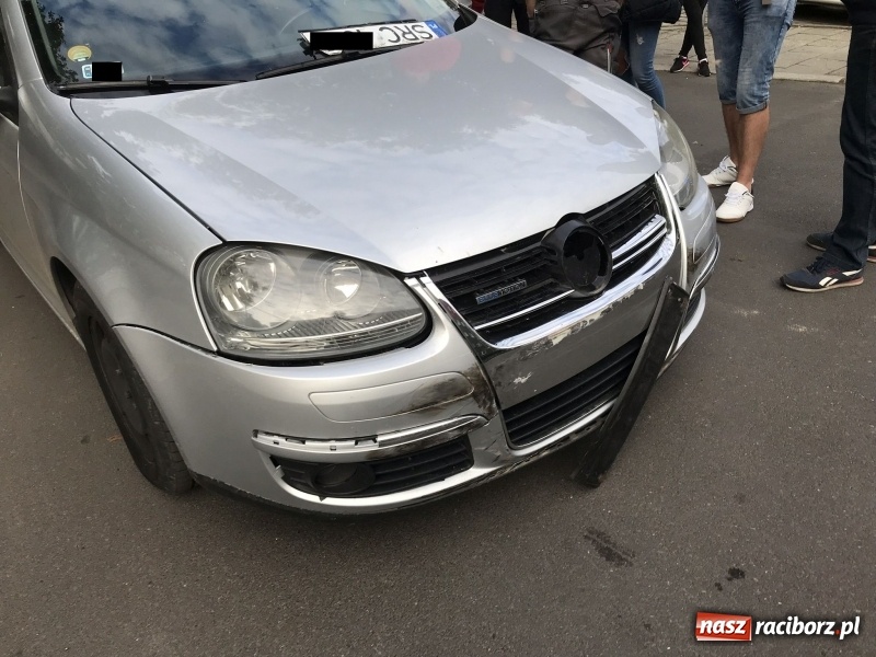 Zdjęcie w galerii na portalu naszraciborz.pl: Poważna kraksa w centrum Raciborza  wiadomości z regionu