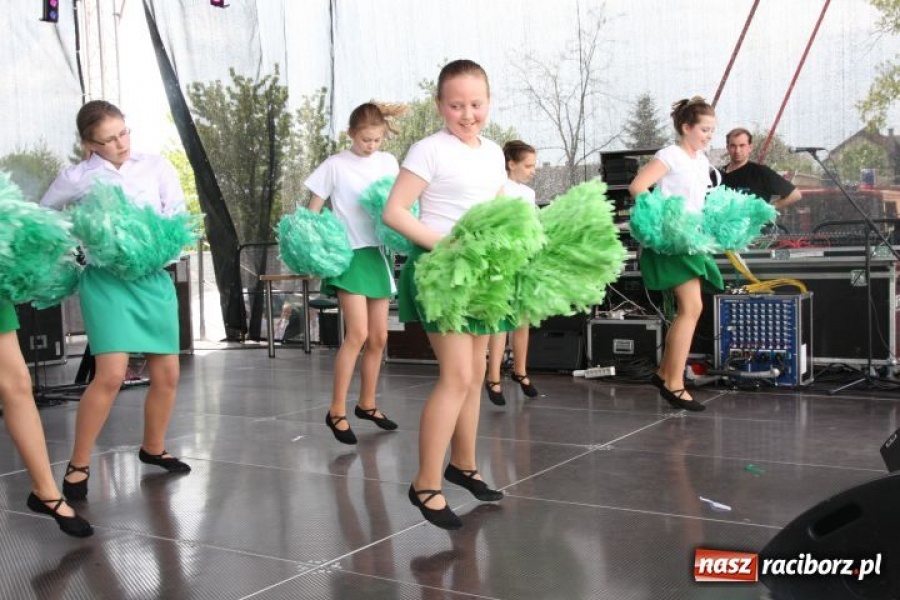 Zdjęcie w galerii na portalu naszraciborz.pl: Boys porwał widownię w Pietrowicach wiadomości z regionu