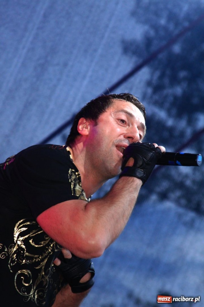 Zdjęcie w galerii na portalu naszraciborz.pl: Boys porwał widownię w Pietrowicach wiadomości z regionu