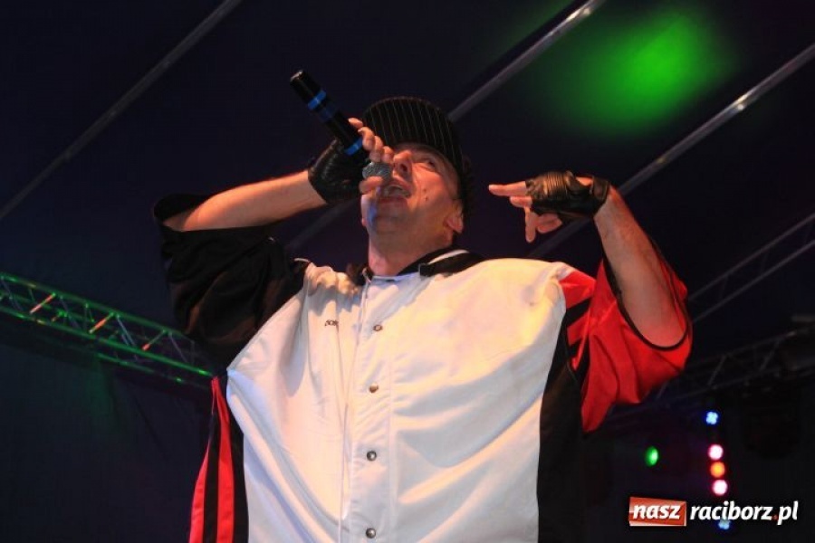 Zdjęcie w galerii na portalu naszraciborz.pl: Boys porwał widownię w Pietrowicach wiadomości z regionu