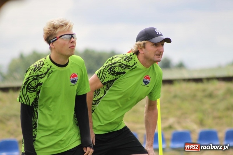 Zdjęcie w galerii na portalu naszraciborz.pl: Cyprzanów i Wojnowice mistrzami Polski  wiadomości z regionu