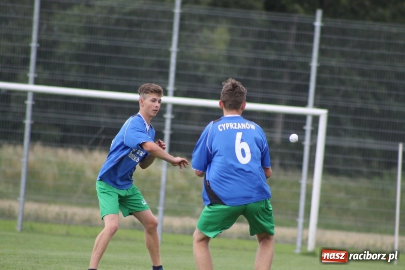 Zdjęcie w galerii na portalu naszraciborz.pl: Cyprzanów i Wojnowice mistrzami Polski  wiadomości z regionu