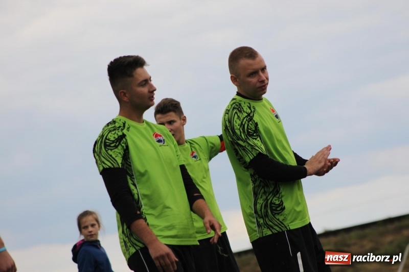 Zdjęcie w galerii na portalu naszraciborz.pl: Cyprzanów i Wojnowice mistrzami Polski  wiadomości z regionu