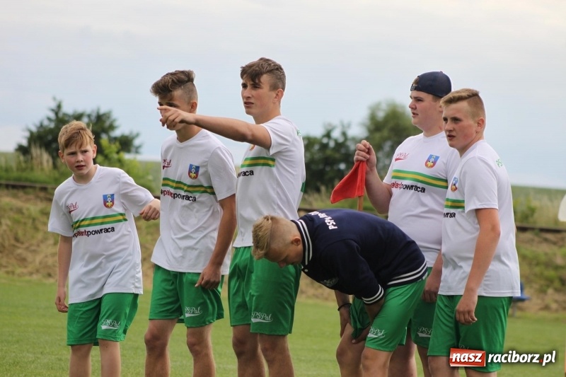 Zdjęcie w galerii na portalu naszraciborz.pl: Cyprzanów i Wojnowice mistrzami Polski  wiadomości z regionu