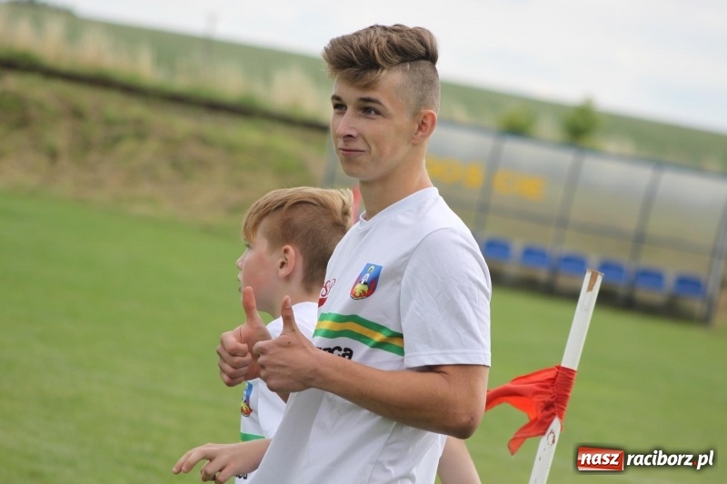 Zdjęcie w galerii na portalu naszraciborz.pl: Cyprzanów i Wojnowice mistrzami Polski  wiadomości z regionu