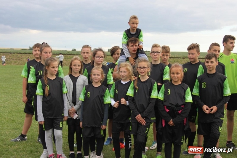 Zdjęcie w galerii na portalu naszraciborz.pl: Cyprzanów i Wojnowice mistrzami Polski  wiadomości z regionu