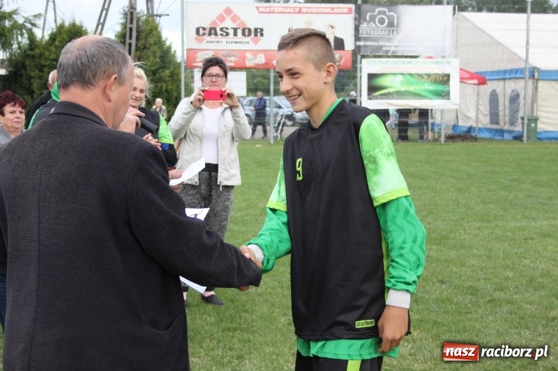 Zdjęcie w galerii na portalu naszraciborz.pl: Cyprzanów i Wojnowice mistrzami Polski  wiadomości z regionu