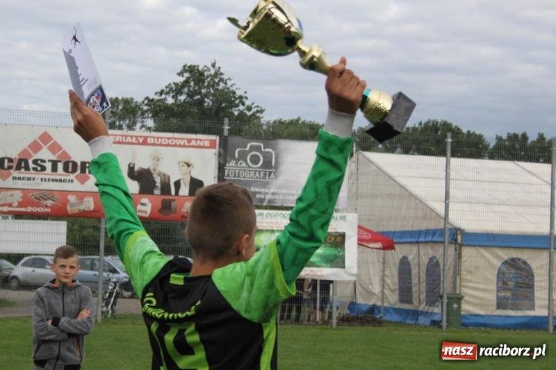 Zdjęcie w galerii na portalu naszraciborz.pl: Cyprzanów i Wojnowice mistrzami Polski  wiadomości z regionu