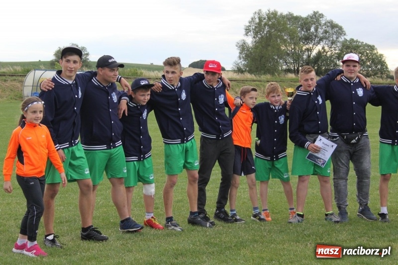 Zdjęcie w galerii na portalu naszraciborz.pl: Cyprzanów i Wojnowice mistrzami Polski  wiadomości z regionu