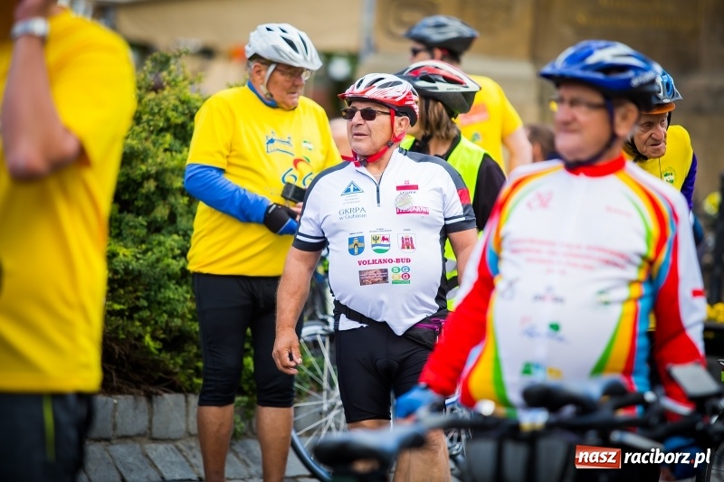 Zdjęcie w galerii na portalu naszraciborz.pl: Wyruszył XX Jubileuszowy Rajd Rowerowy Środowisk Trzeźwościowych Dookoła Polski FOTO i WIDEO wiadomości z regionu