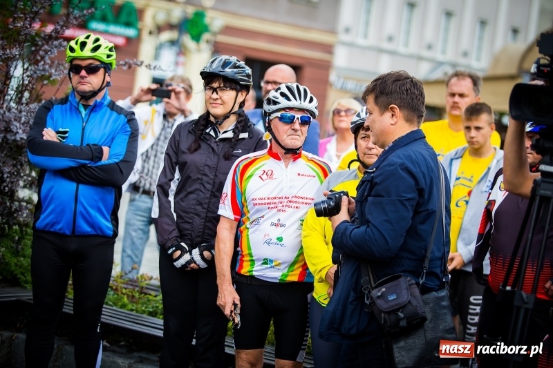 Zdjęcie w galerii na portalu naszraciborz.pl: Wyruszył XX Jubileuszowy Rajd Rowerowy Środowisk Trzeźwościowych Dookoła Polski FOTO i WIDEO wiadomości z regionu