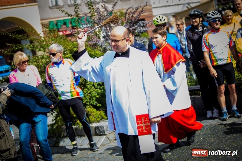 Zdjęcie w galerii na portalu naszraciborz.pl: Wyruszył XX Jubileuszowy Rajd Rowerowy Środowisk Trzeźwościowych Dookoła Polski FOTO i WIDEO wiadomości z regionu