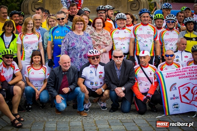 Zdjęcie w galerii na portalu naszraciborz.pl: Wyruszył XX Jubileuszowy Rajd Rowerowy Środowisk Trzeźwościowych Dookoła Polski FOTO i WIDEO wiadomości z regionu