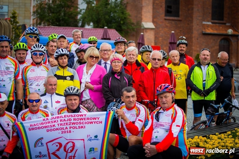 Zdjęcie w galerii na portalu naszraciborz.pl: Wyruszył XX Jubileuszowy Rajd Rowerowy Środowisk Trzeźwościowych Dookoła Polski FOTO i WIDEO wiadomości z regionu