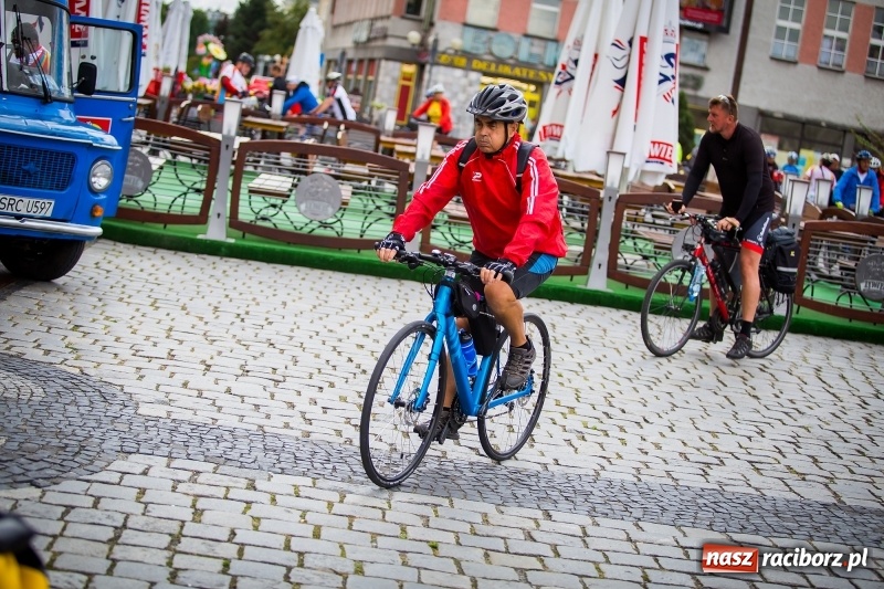 Zdjęcie w galerii na portalu naszraciborz.pl: Wyruszył XX Jubileuszowy Rajd Rowerowy Środowisk Trzeźwościowych Dookoła Polski FOTO i WIDEO wiadomości z regionu