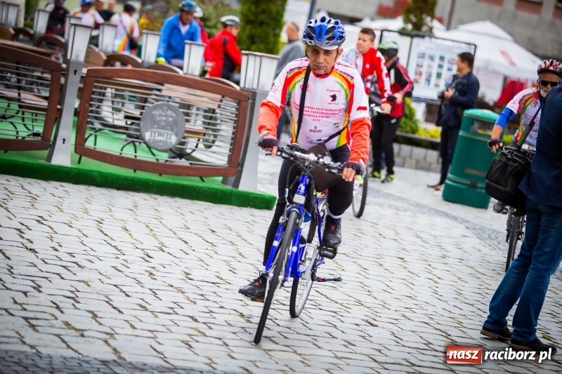 Zdjęcie w galerii na portalu naszraciborz.pl: Wyruszył XX Jubileuszowy Rajd Rowerowy Środowisk Trzeźwościowych Dookoła Polski FOTO i WIDEO wiadomości z regionu