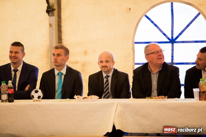 Zdjęcie w galerii na portalu naszraciborz.pl: W Cyprzanowie świętują 100-lecie miejscowego klubu FOTO i WIDEO wiadomości z regionu