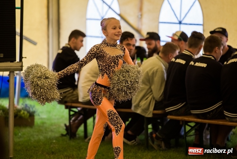 Zdjęcie w galerii na portalu naszraciborz.pl: W Cyprzanowie świętują 100-lecie miejscowego klubu FOTO i WIDEO wiadomości z regionu