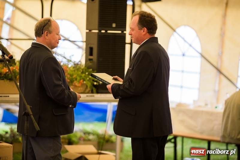 Zdjęcie w galerii na portalu naszraciborz.pl: W Cyprzanowie świętują 100-lecie miejscowego klubu FOTO i WIDEO wiadomości z regionu