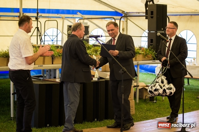 Zdjęcie w galerii na portalu naszraciborz.pl: W Cyprzanowie świętują 100-lecie miejscowego klubu FOTO i WIDEO wiadomości z regionu