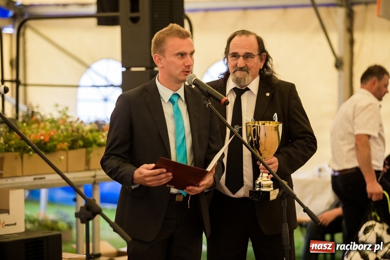 Zdjęcie w galerii na portalu naszraciborz.pl: W Cyprzanowie świętują 100-lecie miejscowego klubu FOTO i WIDEO wiadomości z regionu