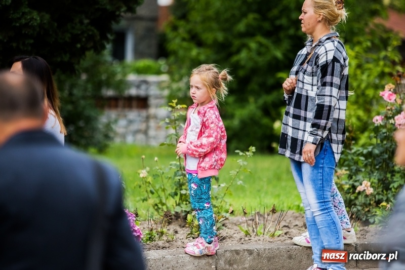 Zdjęcie w galerii na portalu naszraciborz.pl: Młodzi dla Kamerunu, czyli VI Spotkanie z Afryką wiadomości z regionu