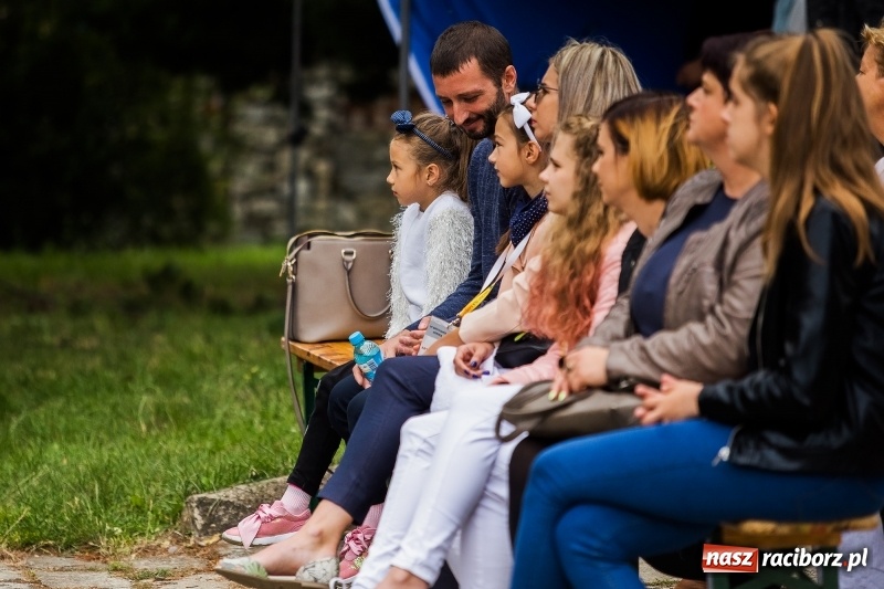 Zdjęcie w galerii na portalu naszraciborz.pl: Młodzi dla Kamerunu, czyli VI Spotkanie z Afryką wiadomości z regionu