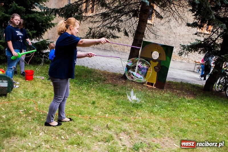 Zdjęcie w galerii na portalu naszraciborz.pl: Młodzi dla Kamerunu, czyli VI Spotkanie z Afryką wiadomości z regionu