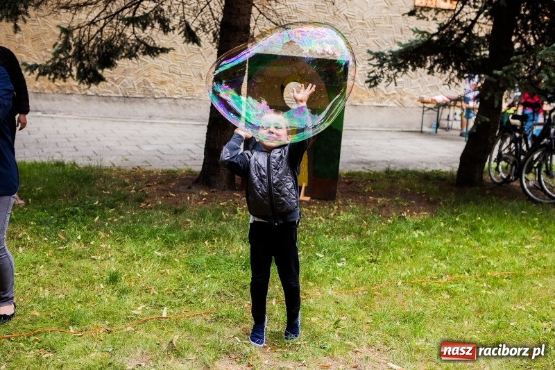 Zdjęcie w galerii na portalu naszraciborz.pl: Młodzi dla Kamerunu, czyli VI Spotkanie z Afryką wiadomości z regionu