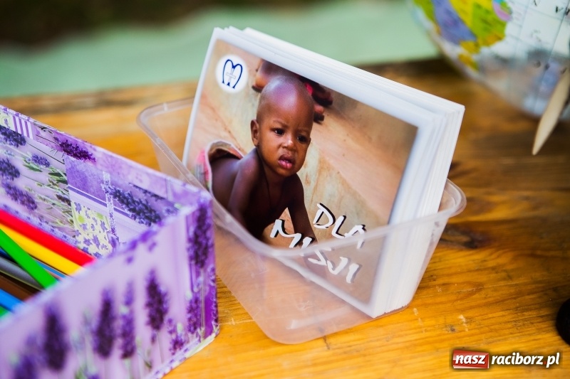 Zdjęcie w galerii na portalu naszraciborz.pl: Młodzi dla Kamerunu, czyli VI Spotkanie z Afryką wiadomości z regionu