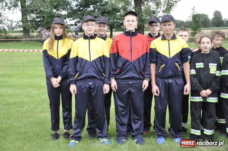 Zdjęcie w galerii na portalu naszraciborz.pl: Zawody sikawek konnych w Bieńkowicach. Sąsiedzi z Tworkowa zgarnęli dwa złota wiadomości z regionu