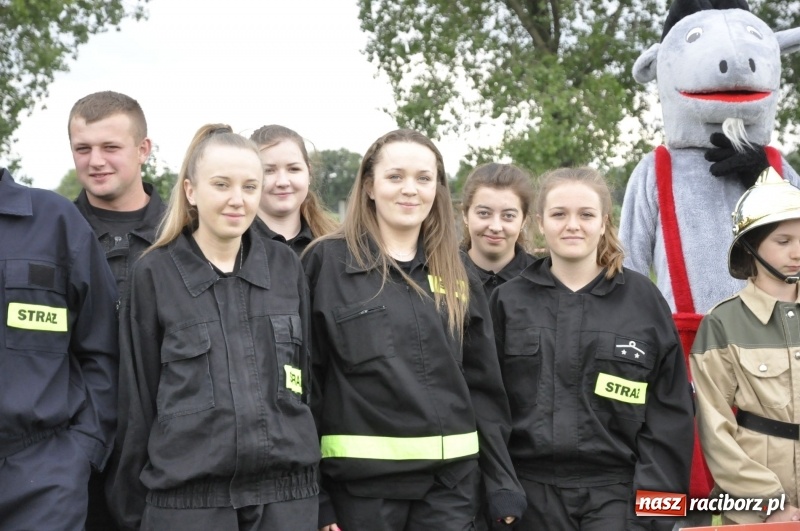 Zdjęcie w galerii na portalu naszraciborz.pl: Zawody sikawek konnych w Bieńkowicach. Sąsiedzi z Tworkowa zgarnęli dwa złota wiadomości z regionu