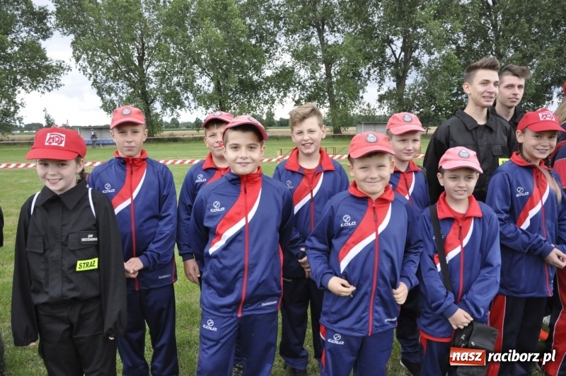 Zdjęcie w galerii na portalu naszraciborz.pl: Zawody sikawek konnych w Bieńkowicach. Sąsiedzi z Tworkowa zgarnęli dwa złota wiadomości z regionu