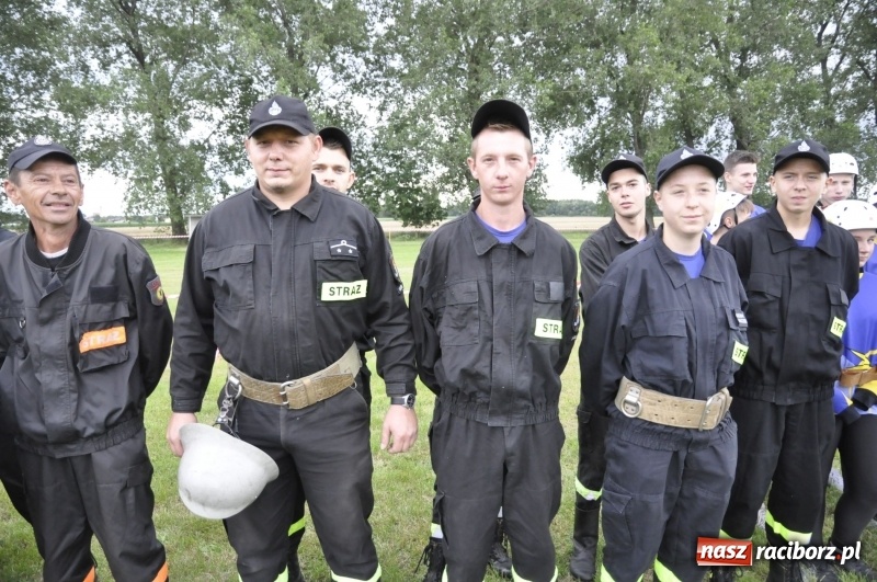 Zdjęcie w galerii na portalu naszraciborz.pl: Zawody sikawek konnych w Bieńkowicach. Sąsiedzi z Tworkowa zgarnęli dwa złota wiadomości z regionu