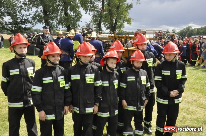 Zdjęcie w galerii na portalu naszraciborz.pl: Zawody sikawek konnych w Bieńkowicach. Sąsiedzi z Tworkowa zgarnęli dwa złota wiadomości z regionu