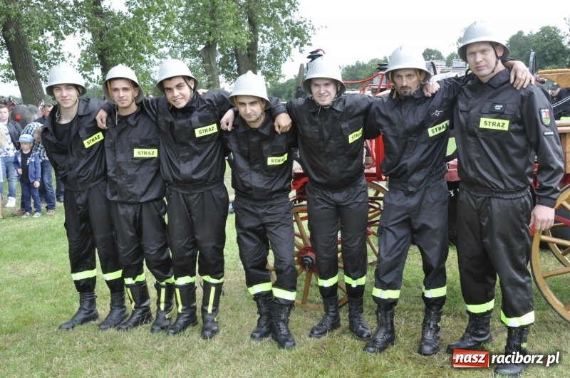 Zdjęcie w galerii na portalu naszraciborz.pl: Zawody sikawek konnych w Bieńkowicach. Sąsiedzi z Tworkowa zgarnęli dwa złota wiadomości z regionu