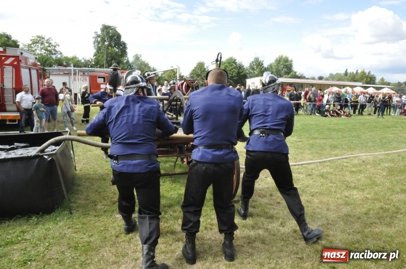 Zdjęcie w galerii na portalu naszraciborz.pl: Zawody sikawek konnych w Bieńkowicach. Sąsiedzi z Tworkowa zgarnęli dwa złota wiadomości z regionu