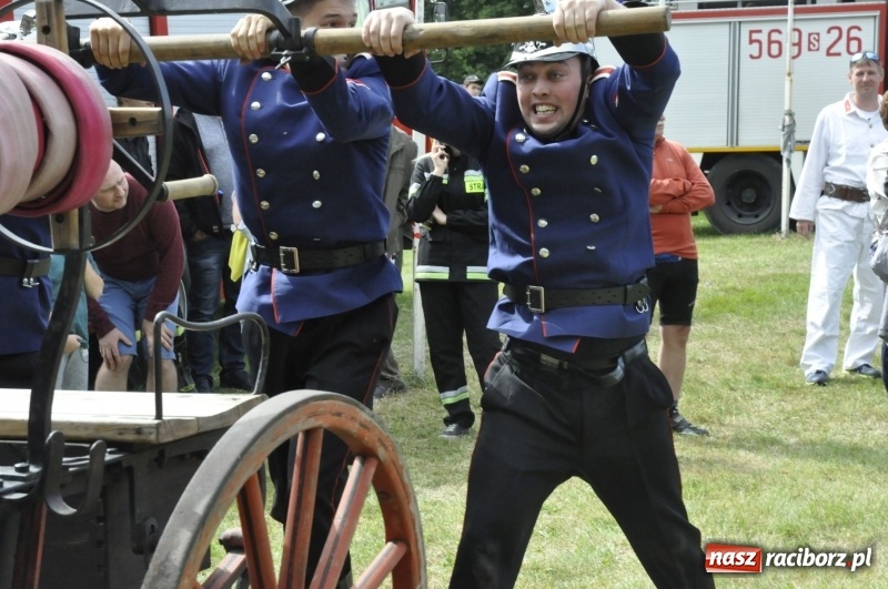 Zdjęcie w galerii na portalu naszraciborz.pl: Zawody sikawek konnych w Bieńkowicach. Sąsiedzi z Tworkowa zgarnęli dwa złota wiadomości z regionu