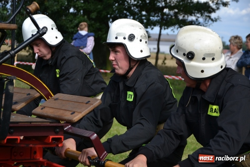 Zdjęcie w galerii na portalu naszraciborz.pl: Zawody sikawek konnych w Bieńkowicach. Sąsiedzi z Tworkowa zgarnęli dwa złota wiadomości z regionu