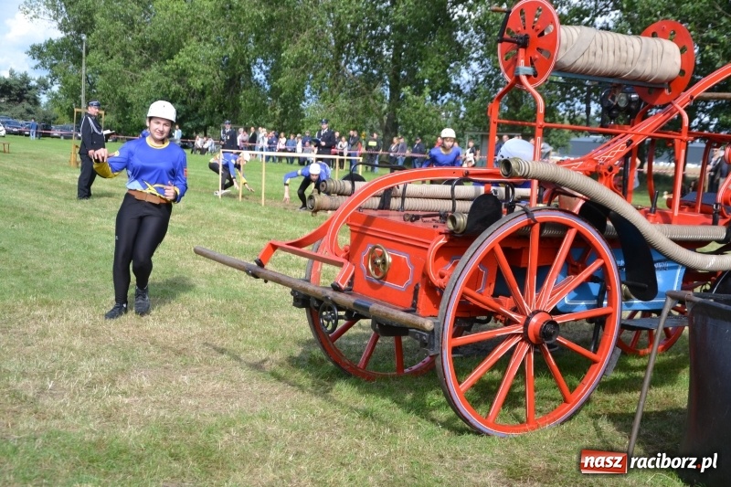 Zdjęcie w galerii na portalu naszraciborz.pl: Zawody sikawek konnych w Bieńkowicach. Sąsiedzi z Tworkowa zgarnęli dwa złota wiadomości z regionu